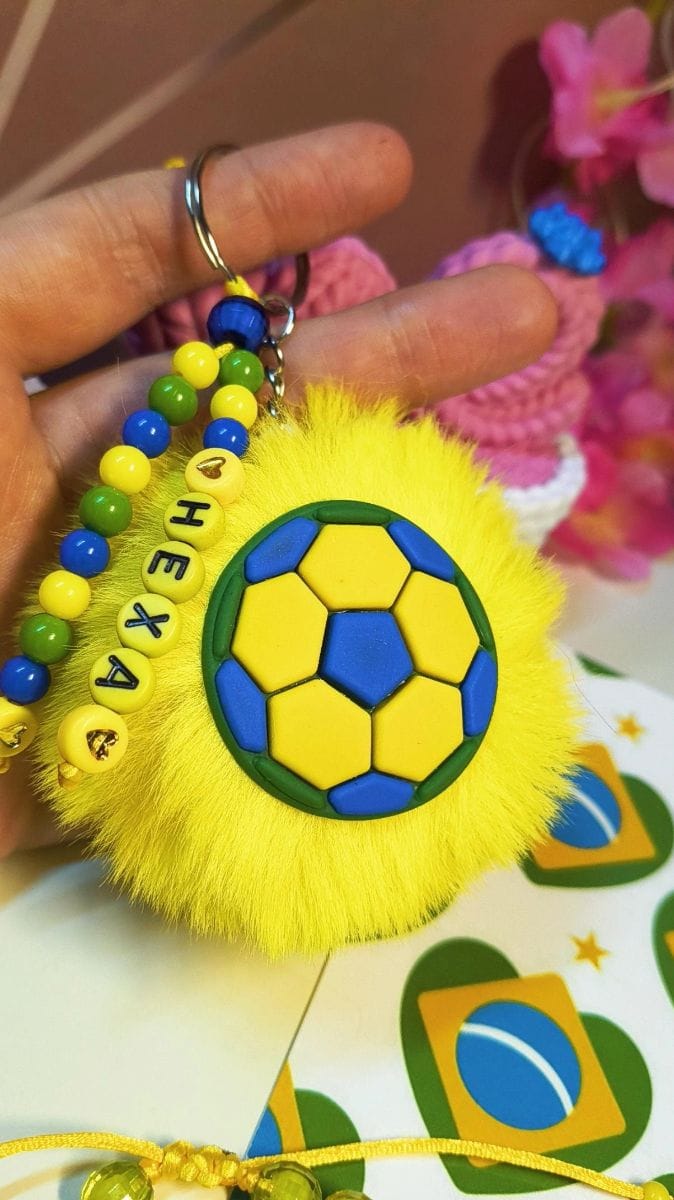 🇧🇷 Chaveiro pompom Copa do mundo 💚✨