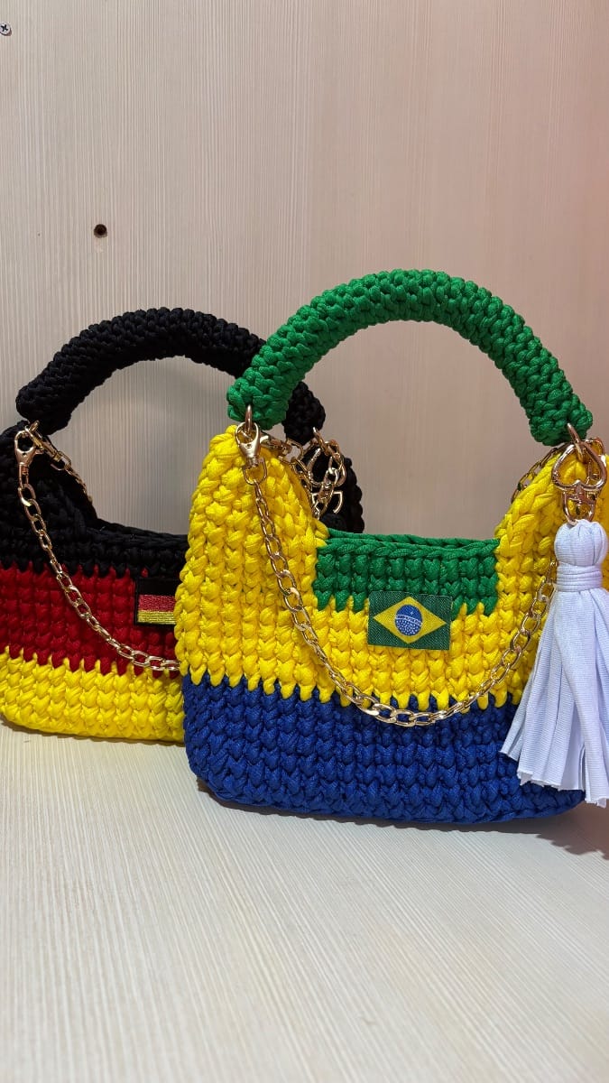 Bolsa Letícia