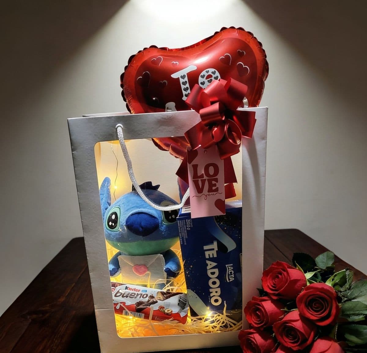 🎁Bag Stitch com Chocolates, Pelúcia e Balão Personalizado