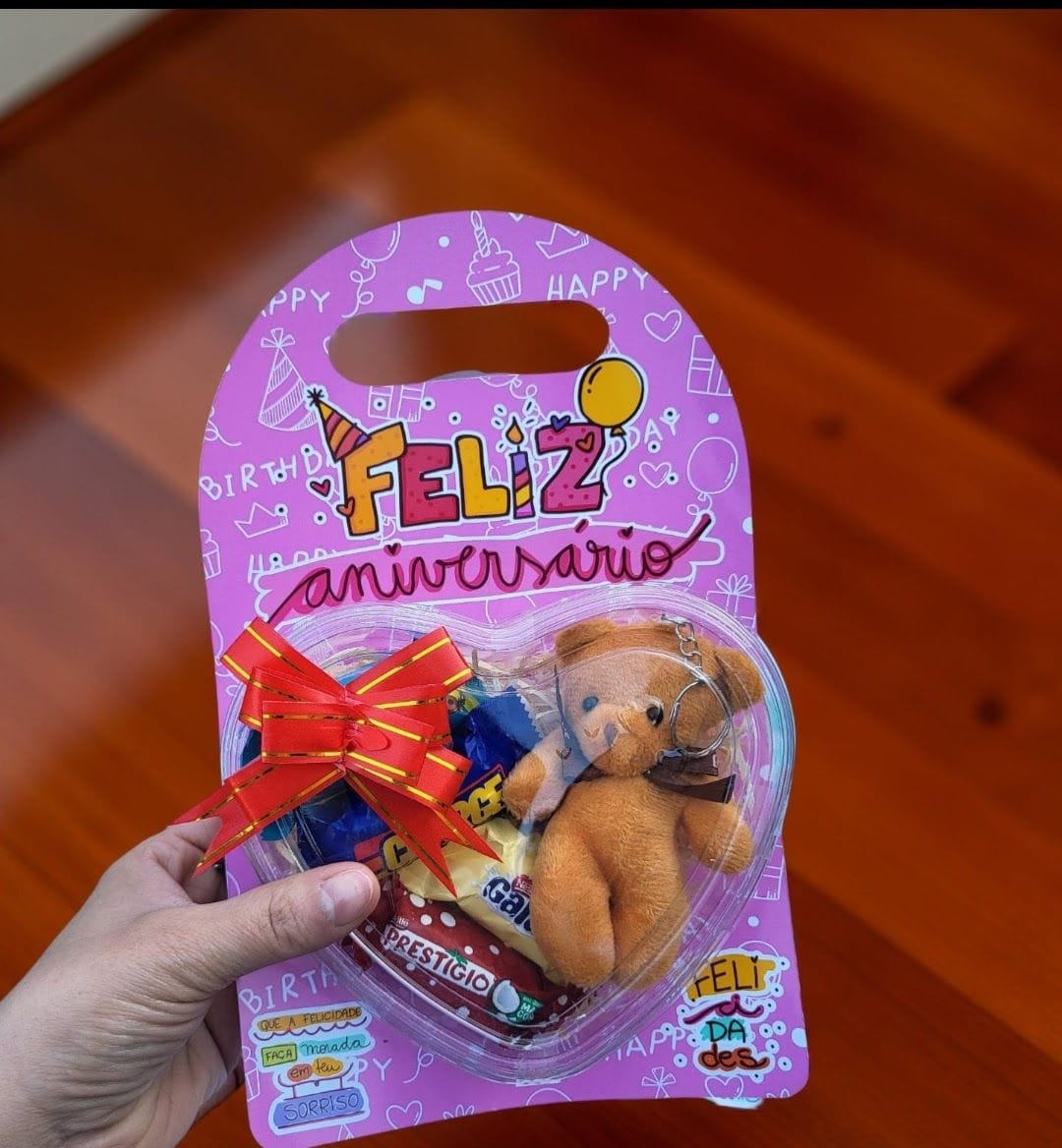 Cartão gigante feliz aniversário