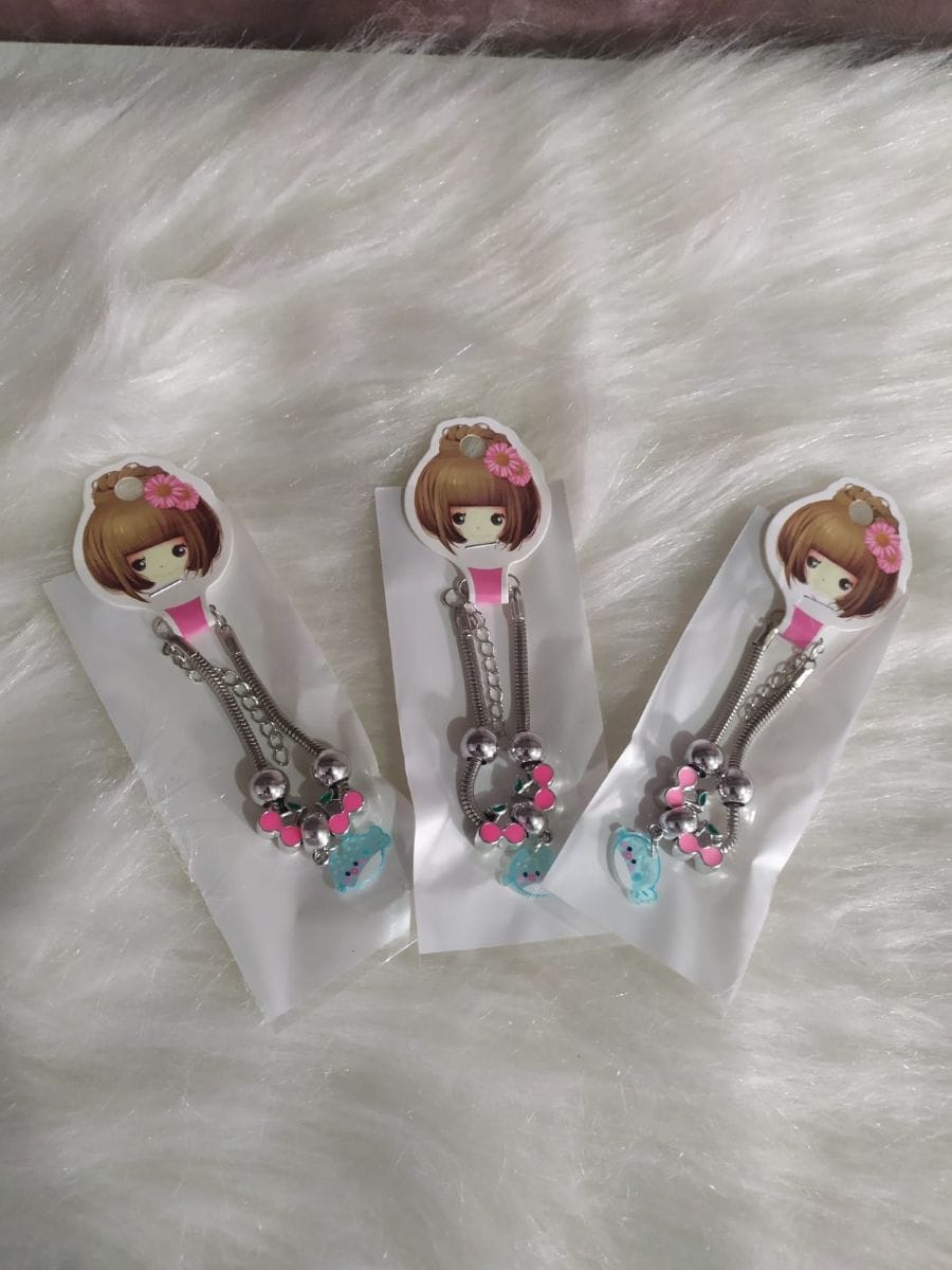 PULSEIRA INFANTIL COM PINGENTE INOX