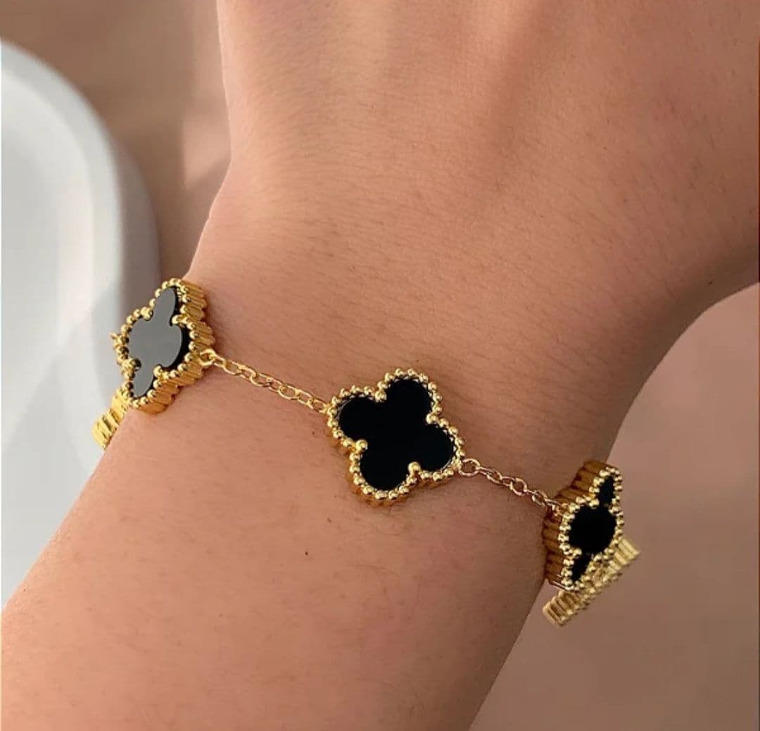 PULSEIRA TREVOS RESINADOS