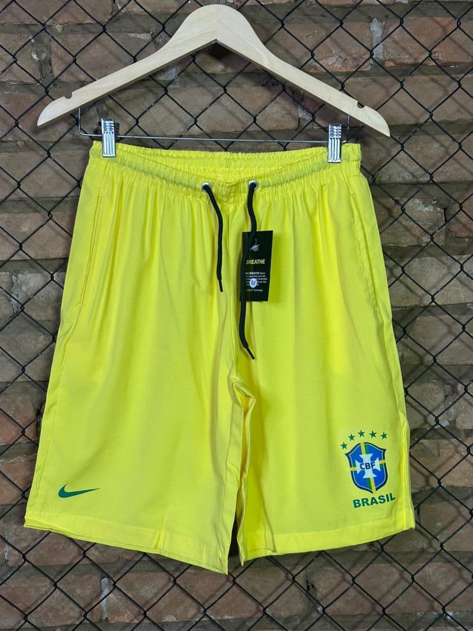 Short dry-fit